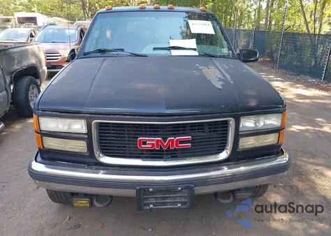1995 GMC Suburban K2500 из США, поврежденный, VIN 1GKGK26N9SJ707428